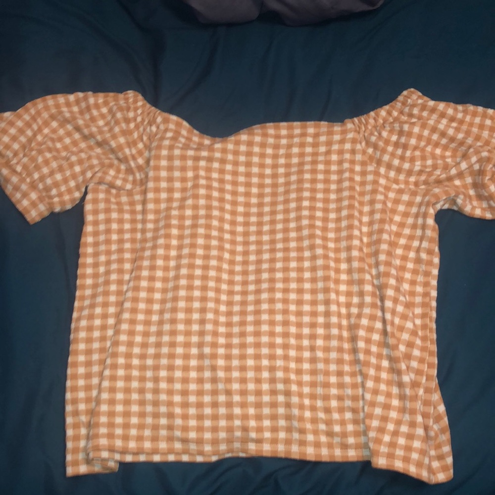 Loft shirt. Mustard/white off shoulder